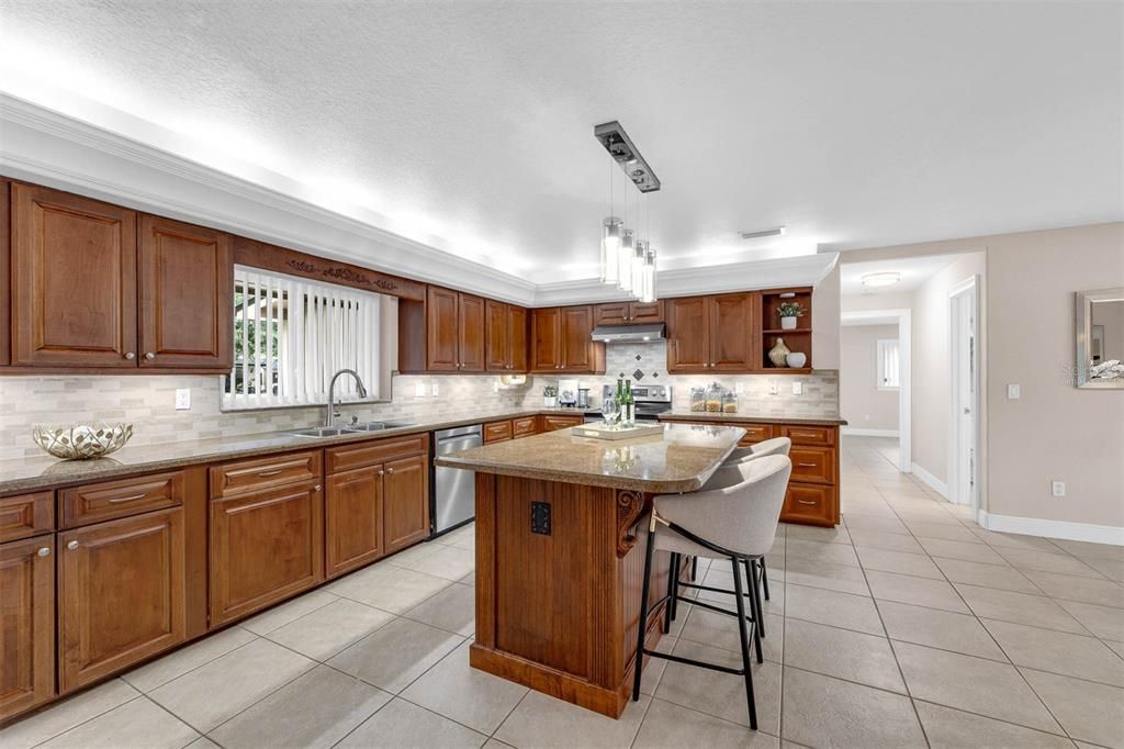 Interior, Kitchen, Pendant Lights, Stainless Steel Appliances