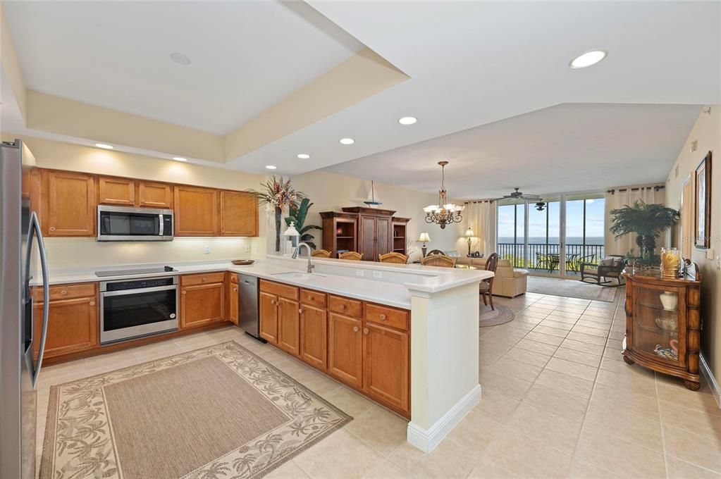 Chandelier, Dining room, Interior, Kitchen, Living room, Recessed Lighting, Stainless Steel Appliances, Water