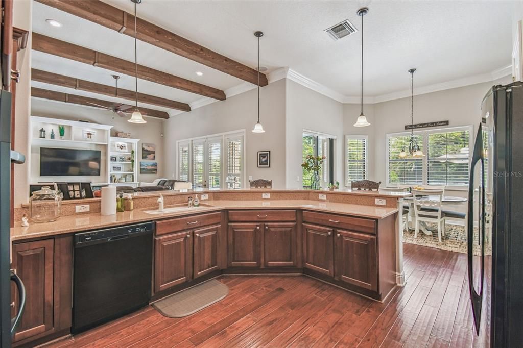 Dining room, Interior, Kitchen, Pendant Lights, Recessed Lighting, Wooden Beams, Wood Texture Flooring