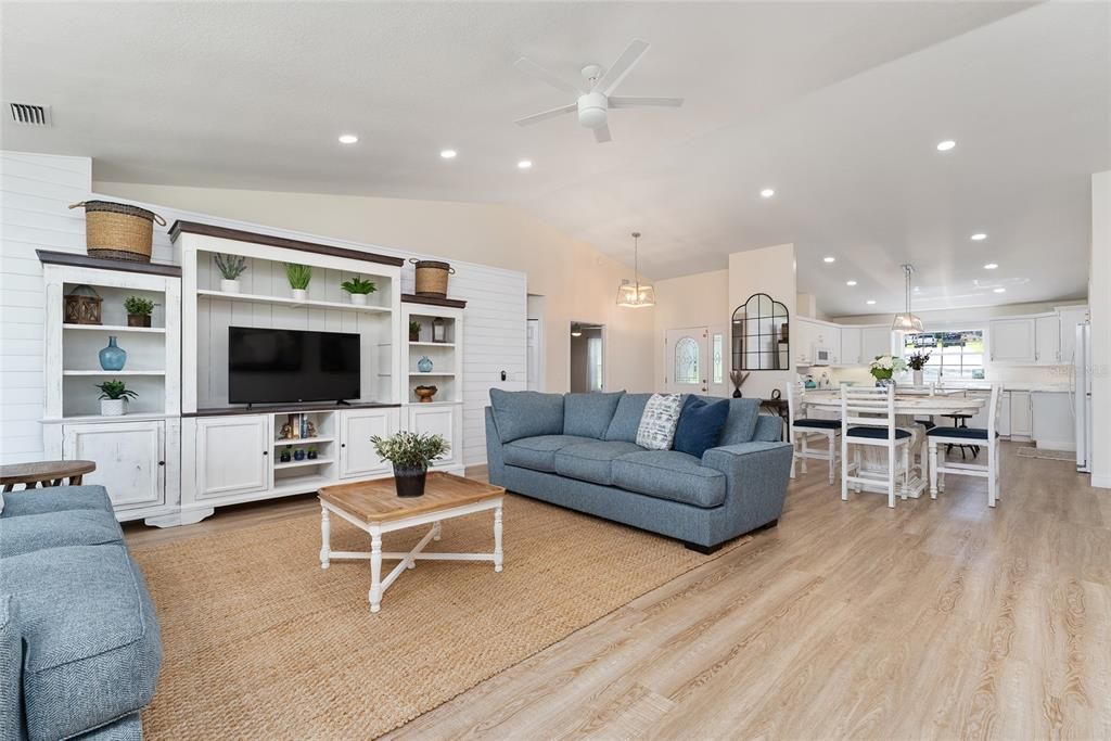Dining room, Interior, Kitchen, Living room, Pendant Lights, Recessed Lighting, Wood Texture Flooring