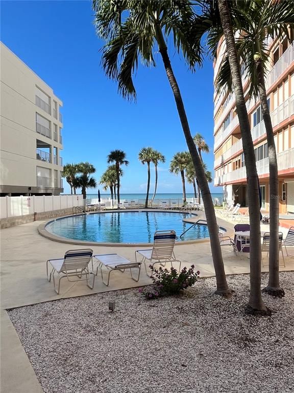 Exterior, Pool, Water