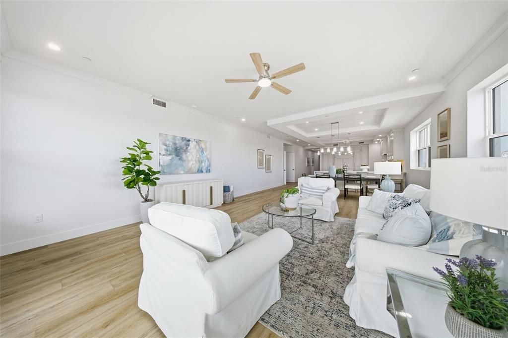 Dining room, Interior, Kitchen, Living room, Pendant Lights, Recessed Lighting, Wood Texture Flooring