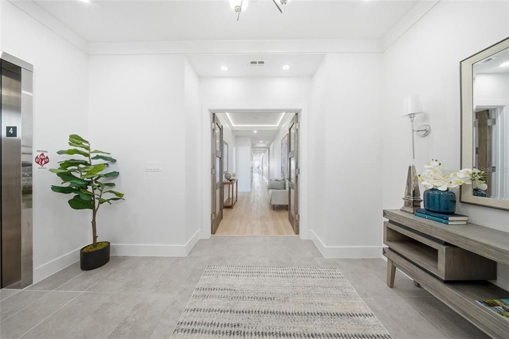 Interior, Recessed Lighting, Wood Texture Flooring