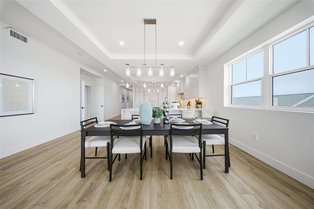 Dining room, Interior, Kitchen, Pendant Lights, Recessed Lighting, Wood Texture Flooring