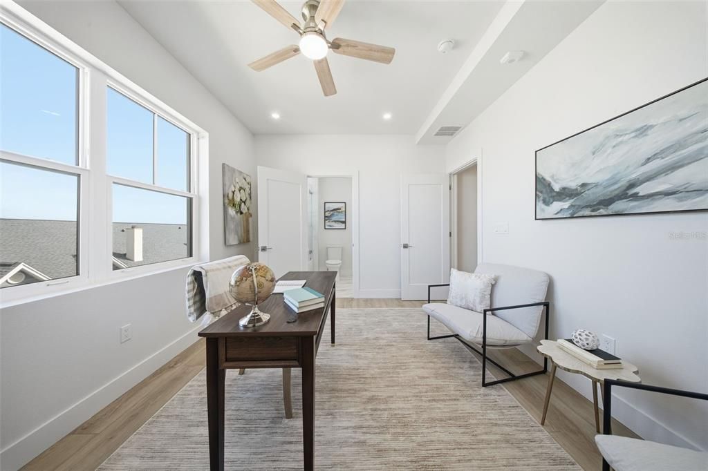 Home Office, Interior, Recessed Lighting, Wood Texture Flooring