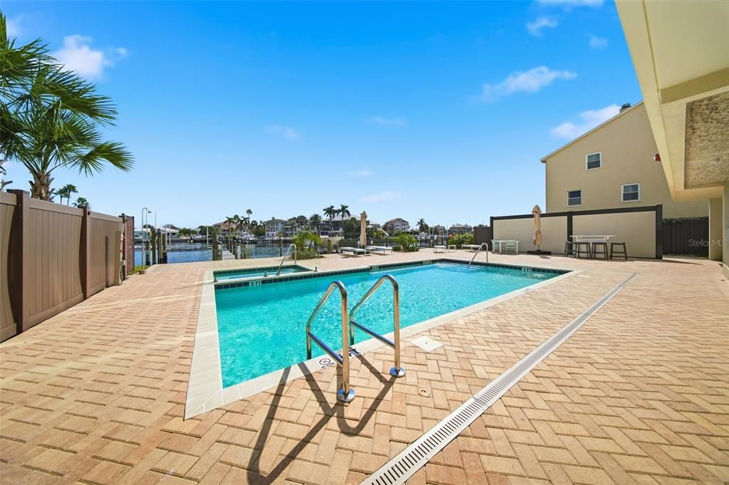 Exterior, Pool, Water