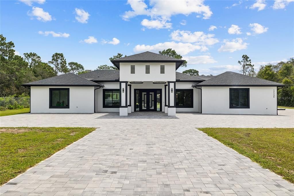 Backyard, Exterior, Facade, Mediterranean