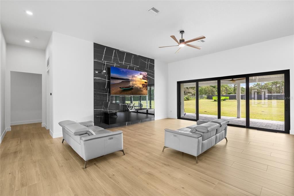 Interior, Recessed Lighting, Wood Texture Flooring