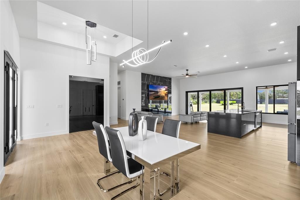 Dining room, Interior, Living room, Pendant Lights, Recessed Lighting, Wood Texture Flooring