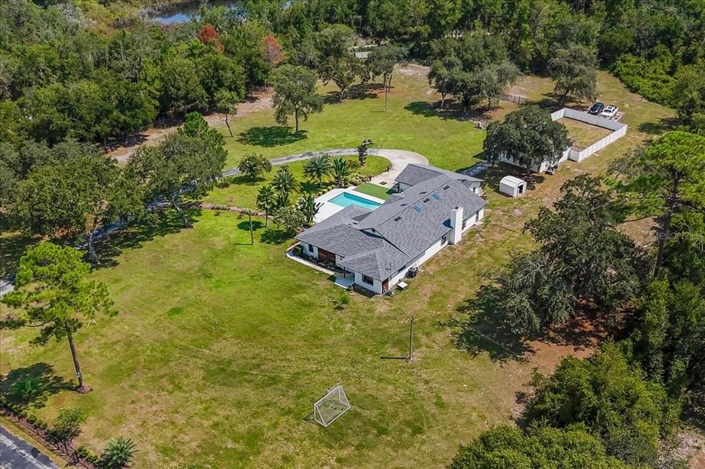 Exterior, Drone