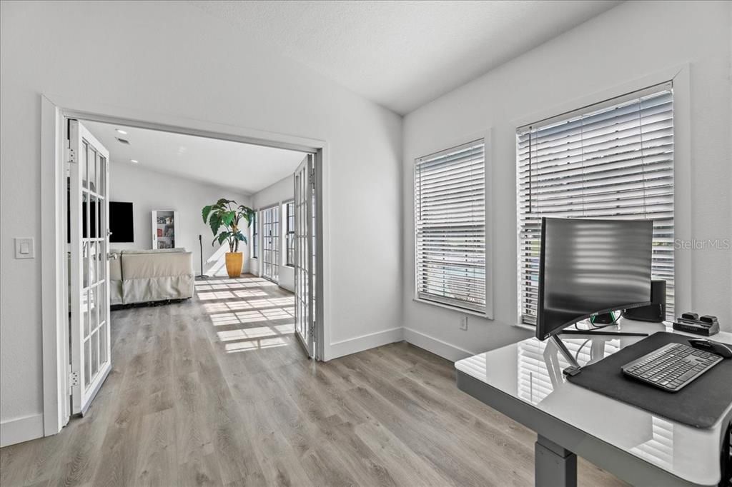 Home Office, Interior, Recessed Lighting, Wood Texture Flooring