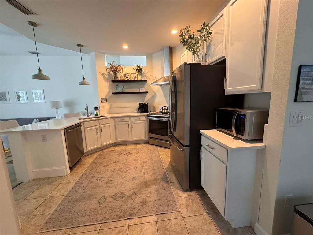 Interior, Kitchen, Pendant Lights, Recessed Lighting, Stainless Steel Appliances