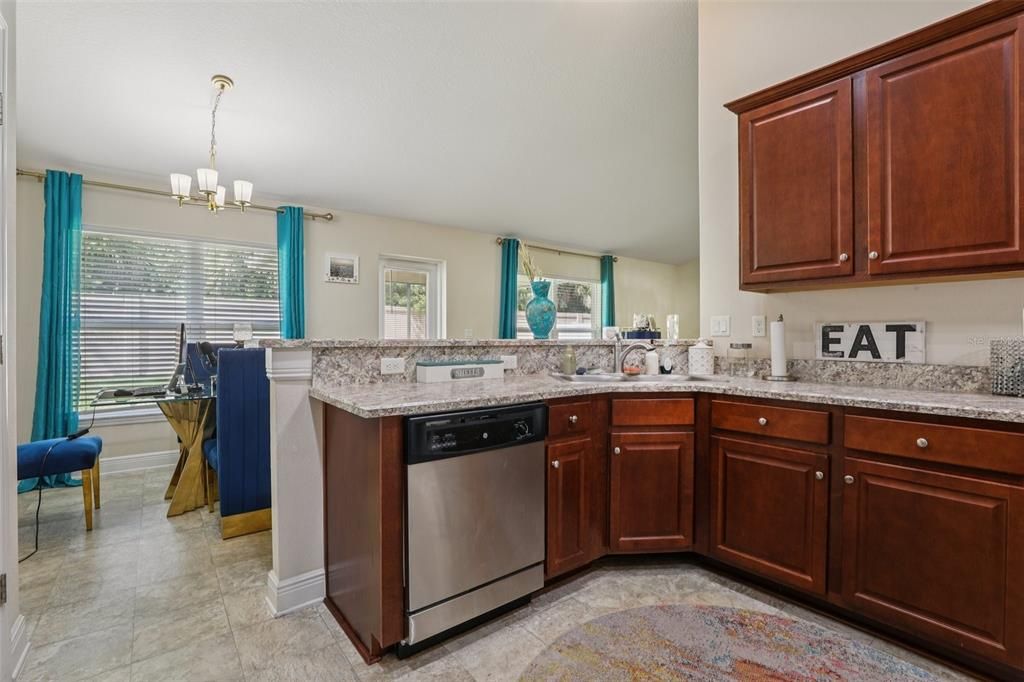 Chandelier, Interior, Kitchen