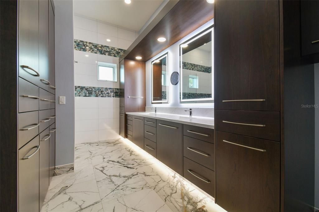 Bathroom, Dual Sink Vanities, Interior, Marble, Pendant Lights, Recessed Lighting