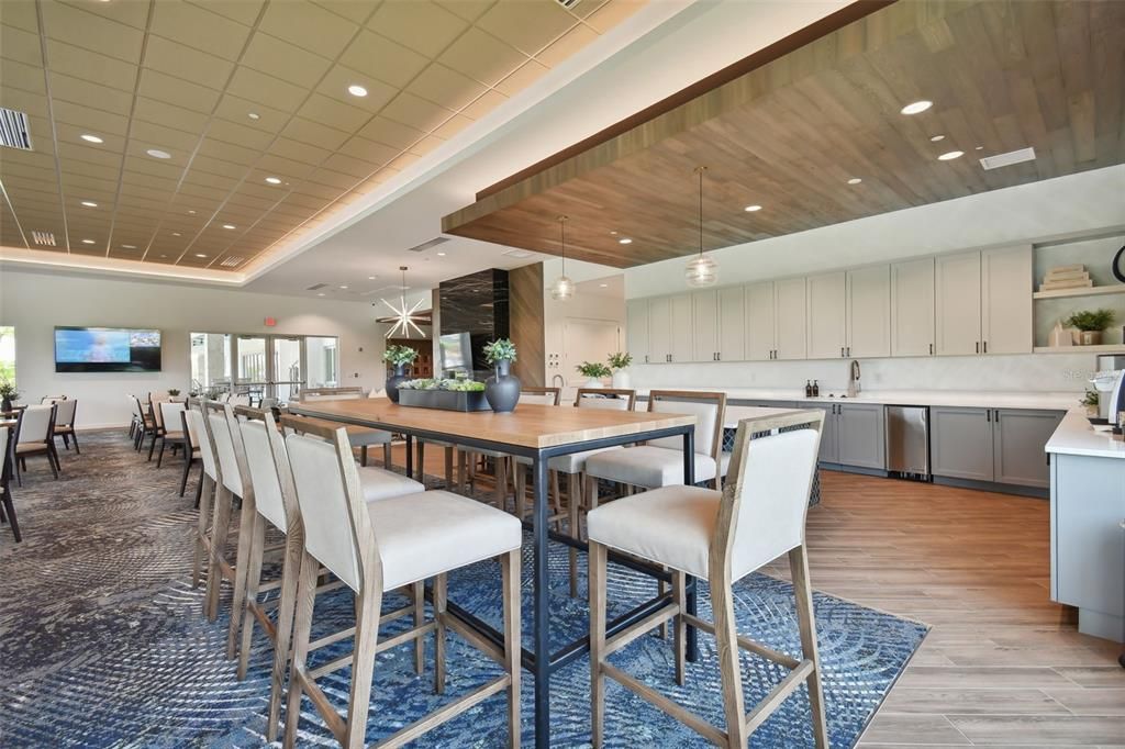 Dining room, Interior, Kitchen, Pendant Lights, Recessed Lighting, Wooden Ceilings, Wood Texture Flooring