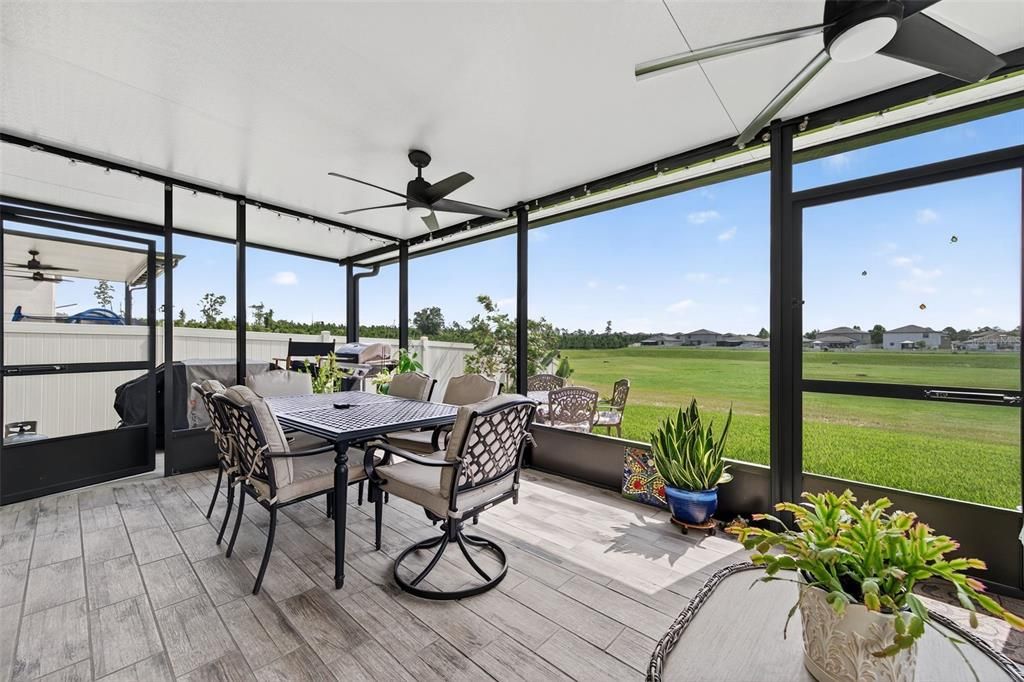 Dining room, Interior, Sun Room, Wood Texture Flooring