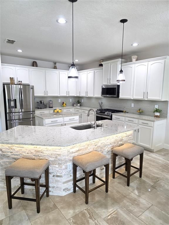 Interior, Kitchen, Pendant Lights, Recessed Lighting, Stainless Steel Appliances