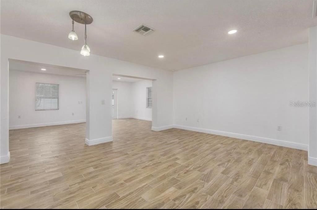 Empty room, Interior, Pendant Lights, Recessed Lighting, Wood Texture Flooring