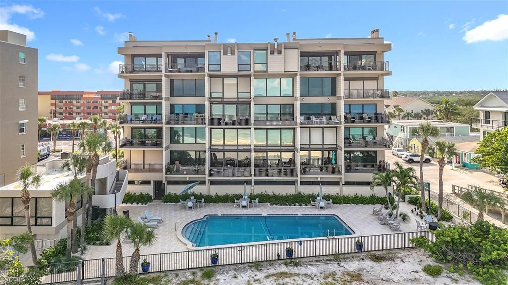 Exterior, Facade, Pool, Condo Building