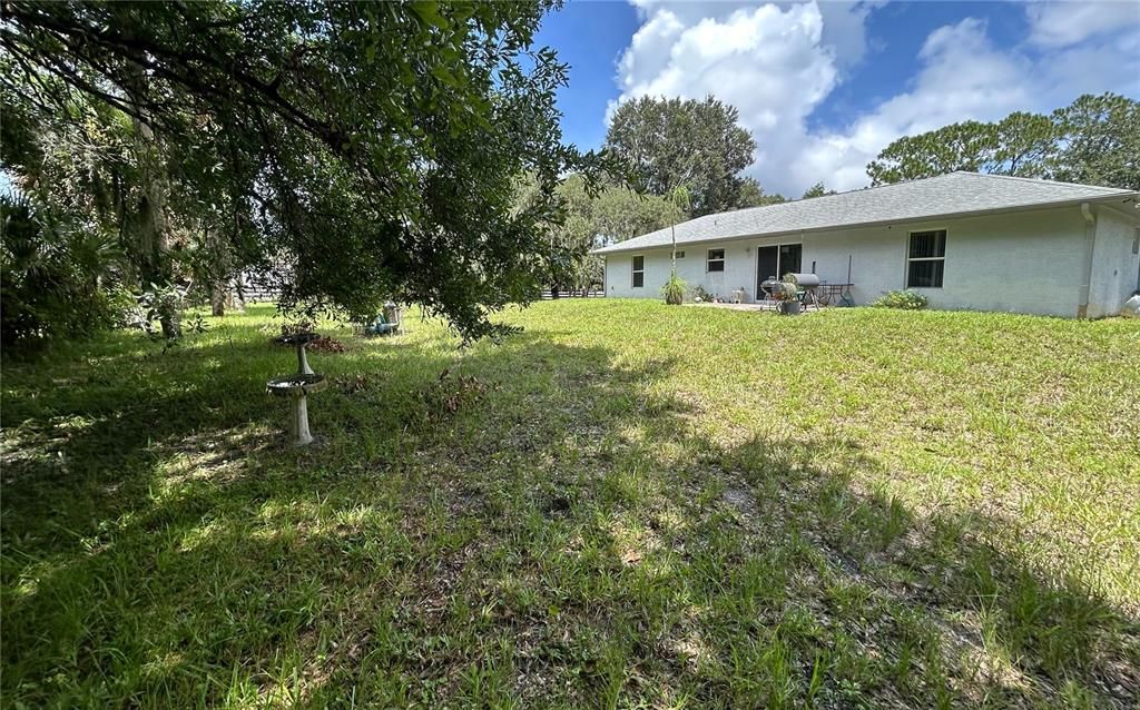 Backyard, Exterior