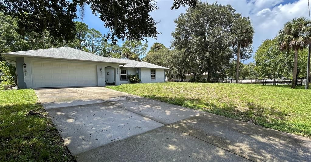 Attached, Backyard, Exterior, Facade, Ranch