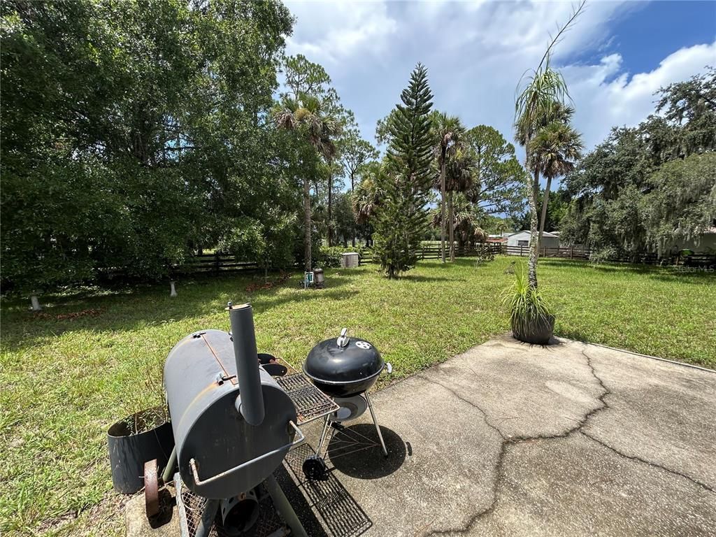 Backyard, Exterior