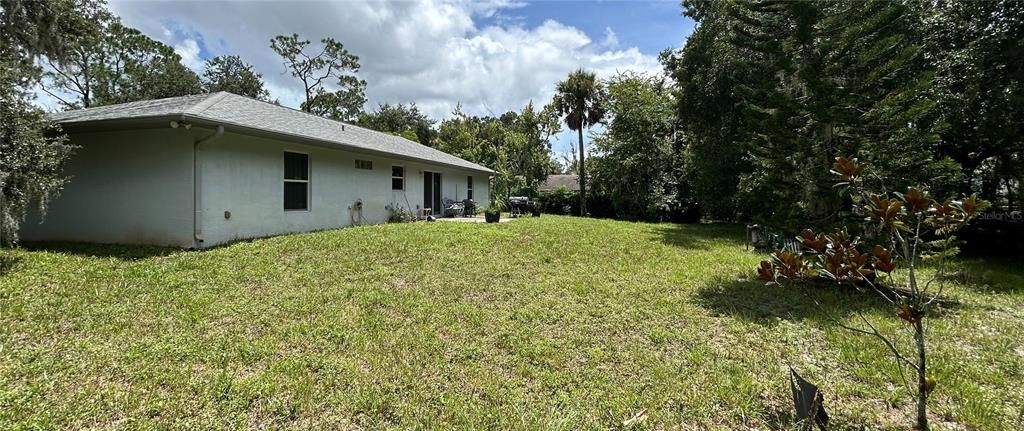 Backyard, Exterior