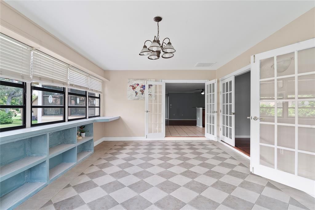 Chandelier, Empty room, Interior