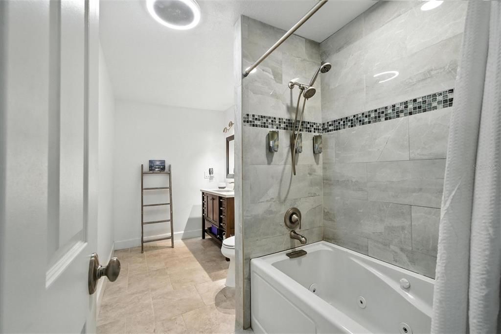 Bathroom, Interior, Marble Walls, Recessed Lighting