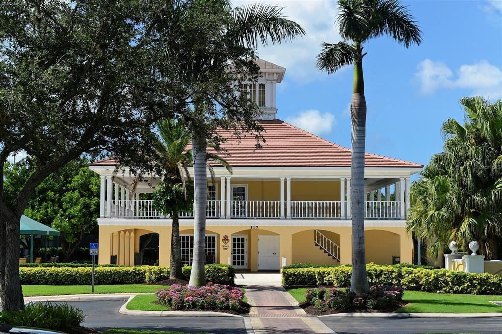 Exterior, Facade, Mediterranean
