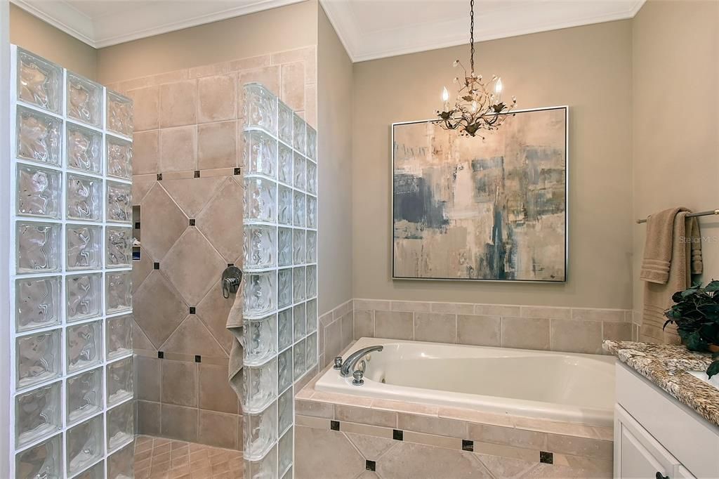 Bathroom, Interior, Pendant Lights