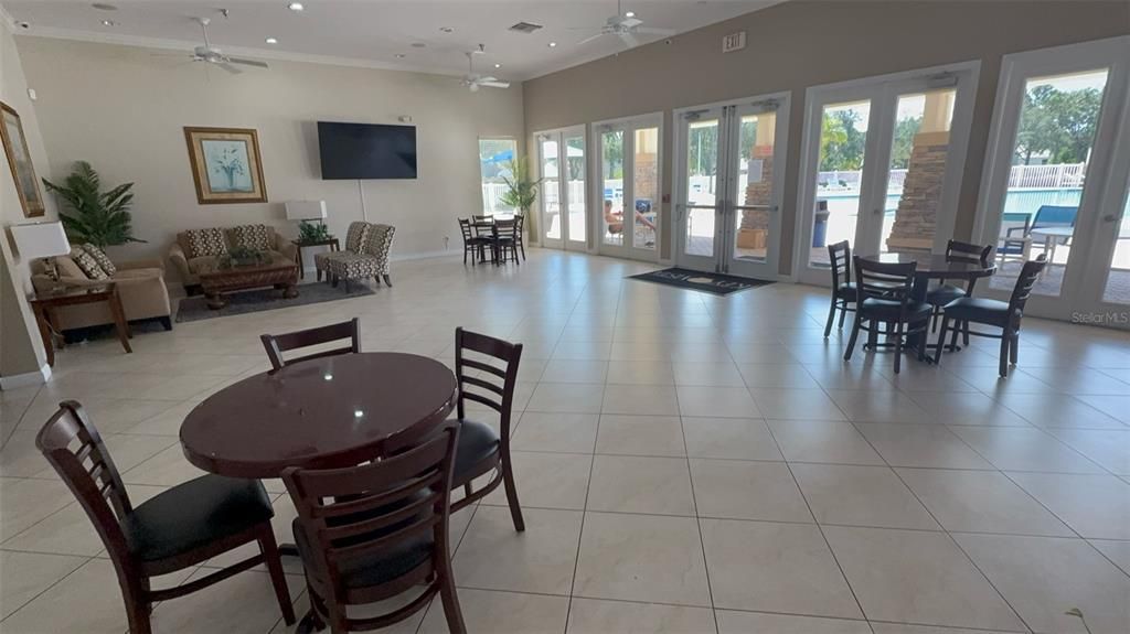 Dining room, Interior, Living room, Recessed Lighting