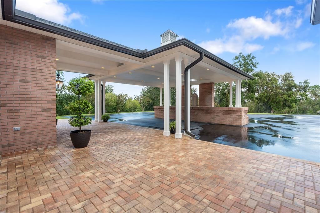Exterior, Pool