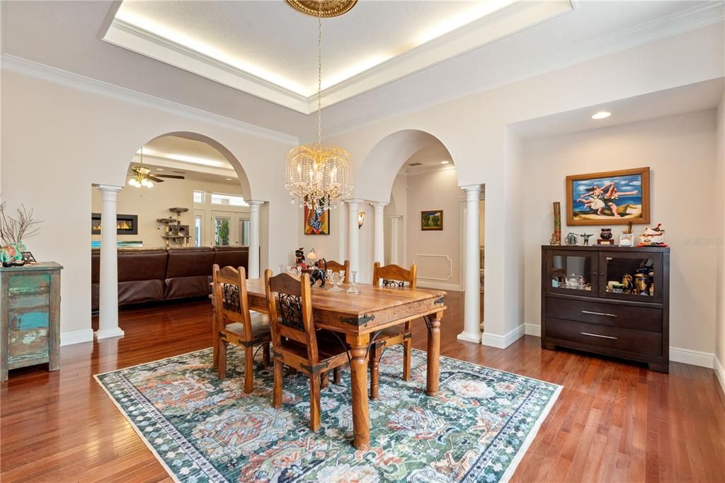 Chandelier, Dining room, Interior, Recessed Lighting, Wood Texture Flooring