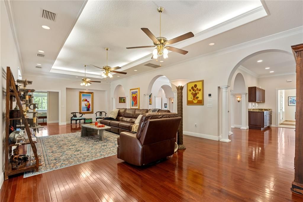 Interior, Living room, Recessed Lighting, Wood Texture Flooring