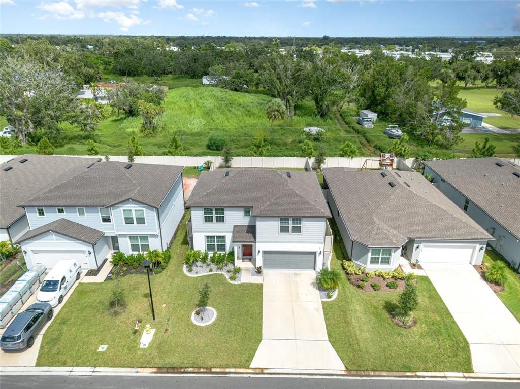 Exterior, Drone