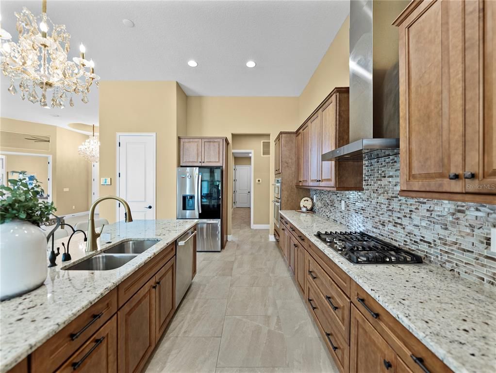 Chandelier, Interior, Kitchen, Recessed Lighting, Stainless Steel Appliances