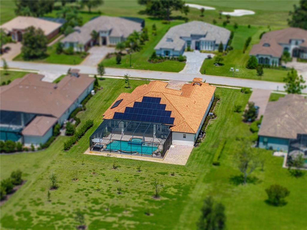 Exterior, Drone