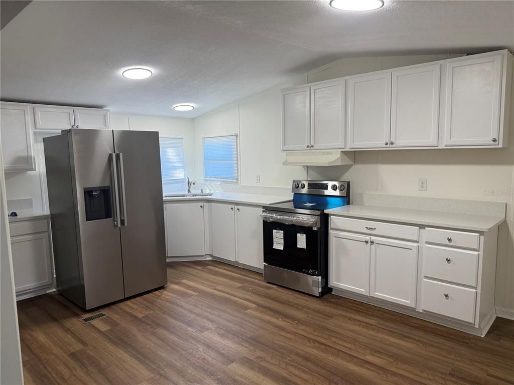 Interior, Kitchen, Recessed Lighting, Wood Texture Flooring