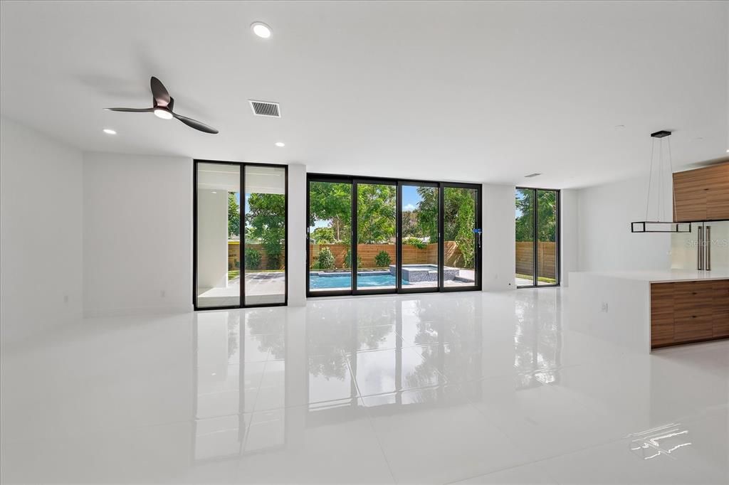 Empty room, Interior, Pendant Lights, Recessed Lighting