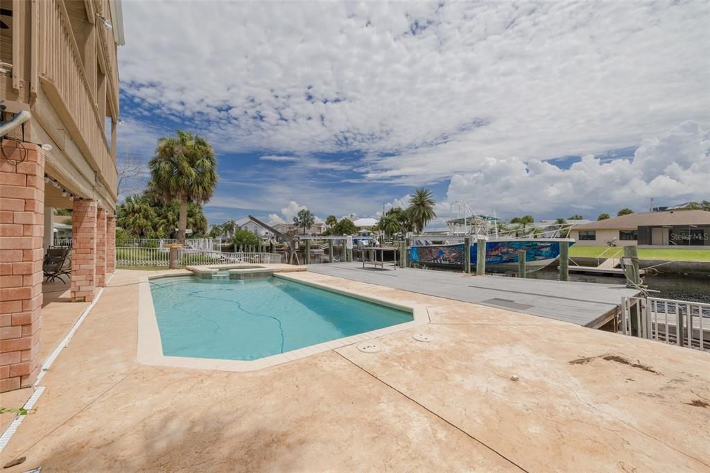 Exterior, Pool, Water