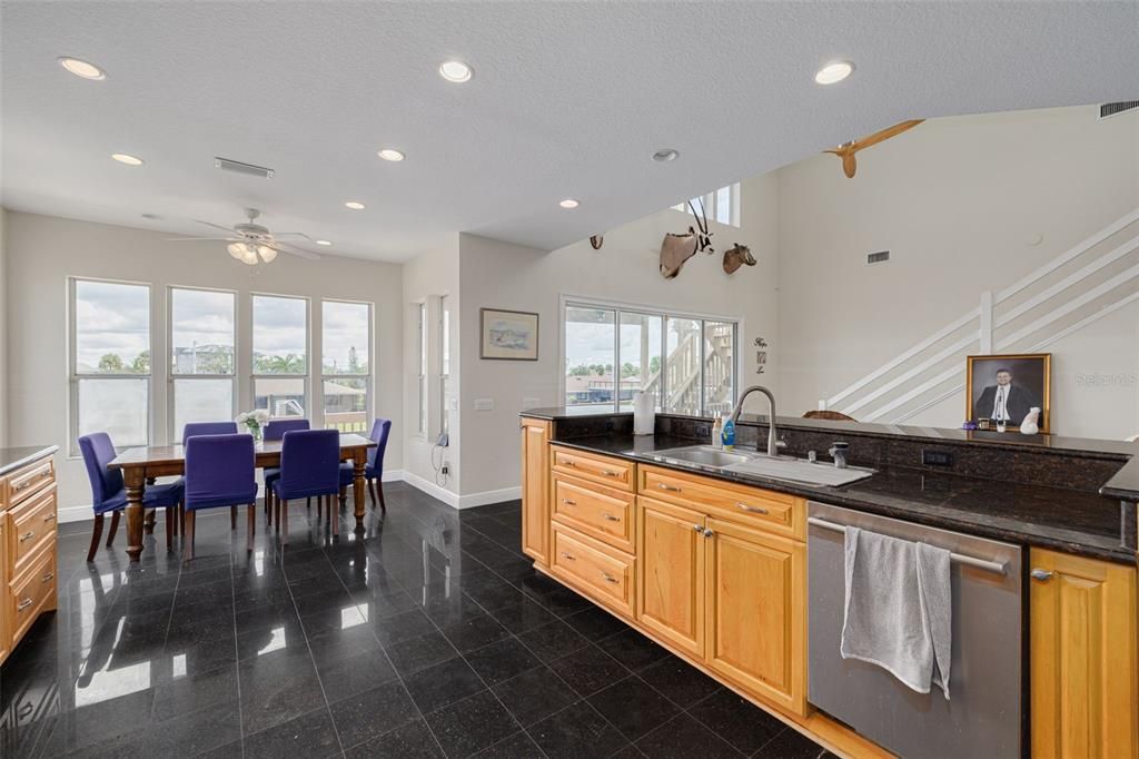 Dining room, Interior, Kitchen, Recessed Lighting