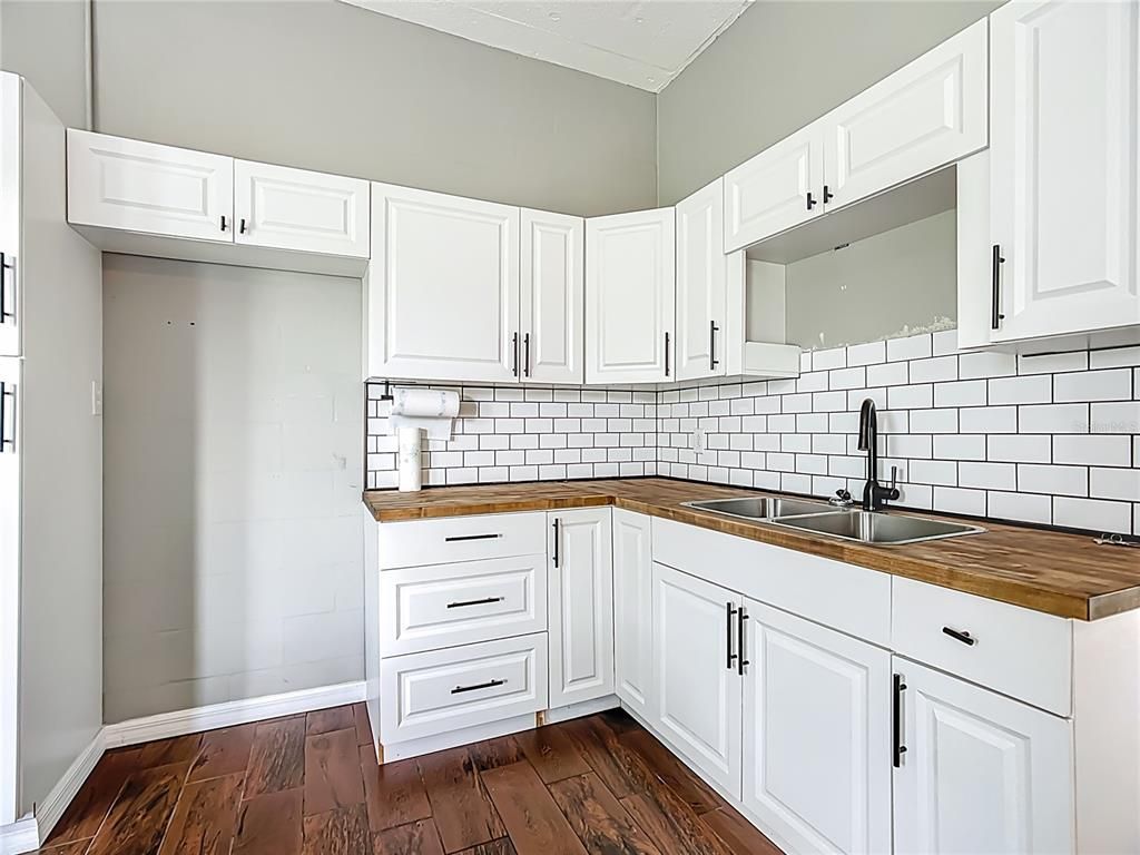 Interior, Kitchen, Wood Texture Flooring