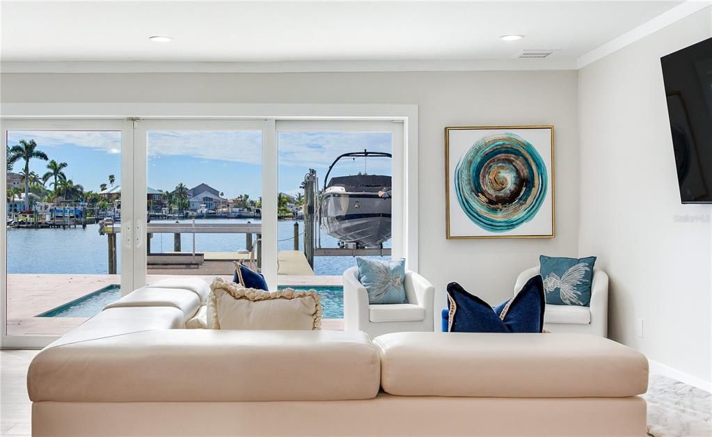 Interior, Living room, Recessed Lighting, Water