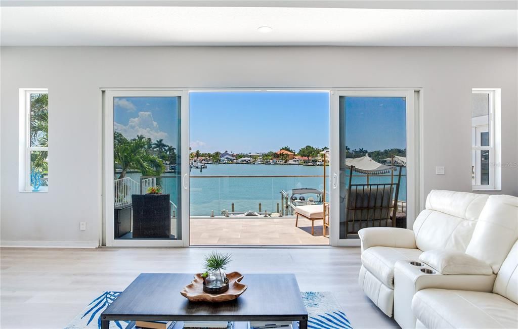 Interior, Living room, Recessed Lighting, Water, Wood Texture Flooring