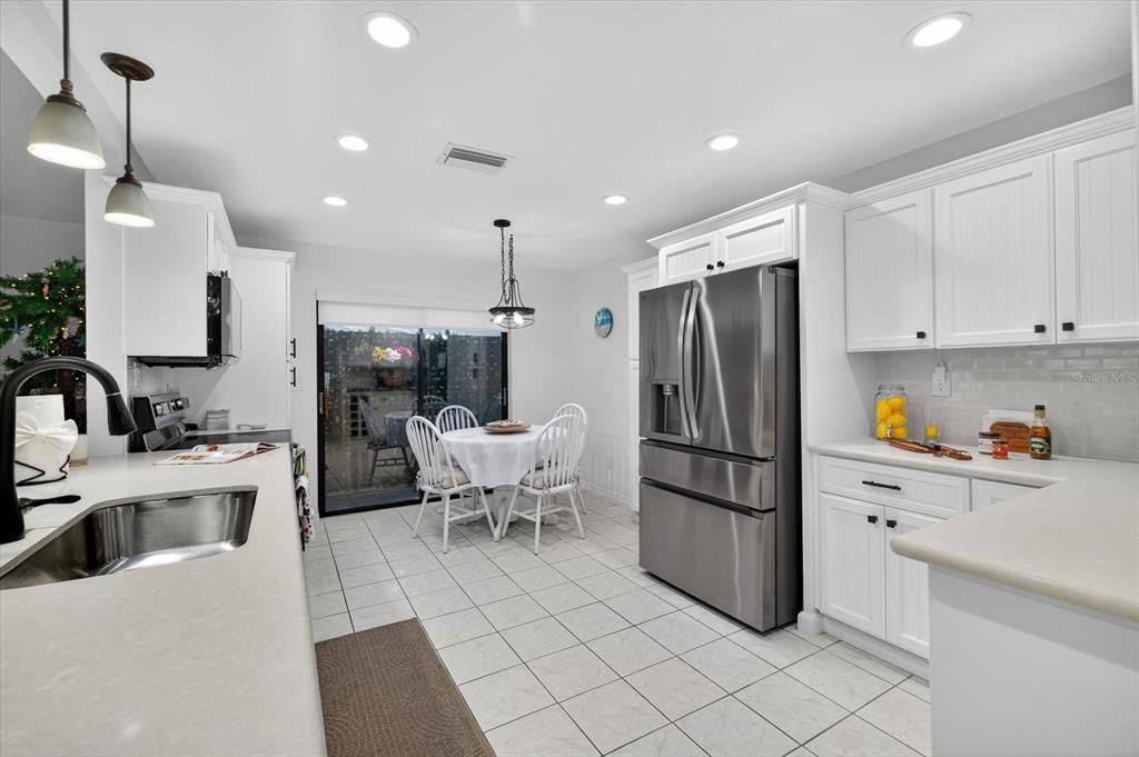 Dining room, Interior, Kitchen, Pendant Lights, Recessed Lighting
