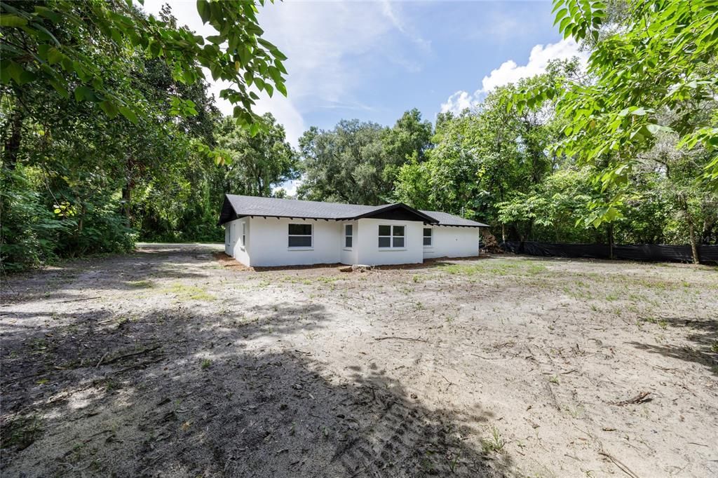 Backyard, Exterior