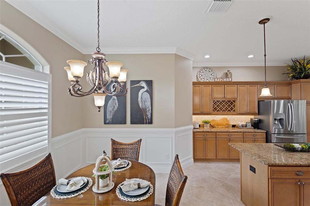 Dining room, Interior, Kitchen, Pendant Lights, Recessed Lighting, Stainless Steel Appliances