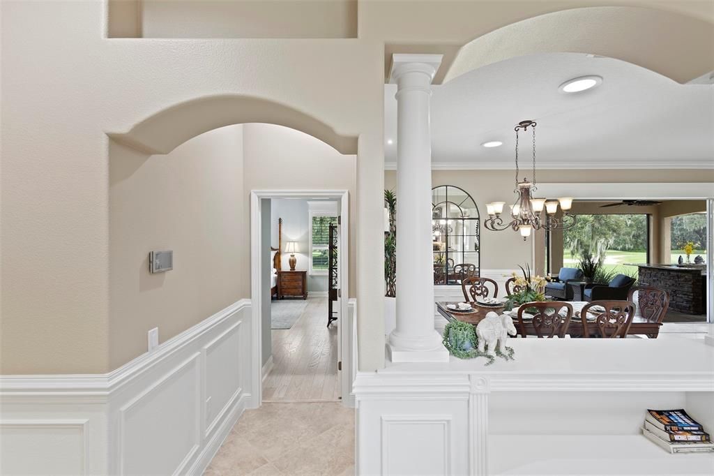 Chandelier, Dining room, Interior, Recessed Lighting, Wood Texture Flooring
