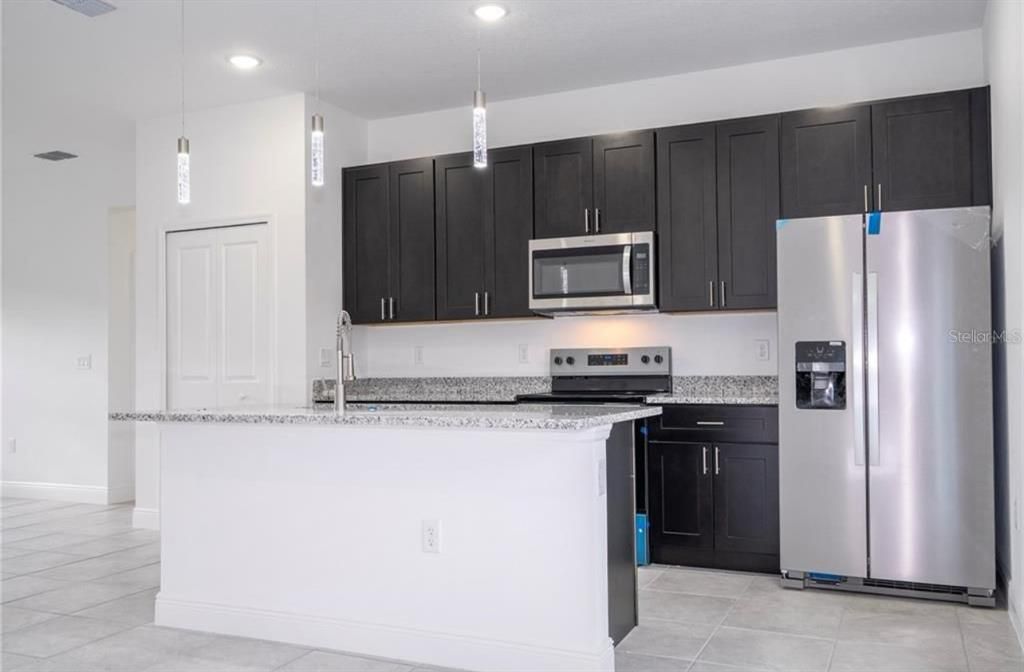 Interior, Kitchen, Pendant Lights, Recessed Lighting, Stainless Steel Appliances